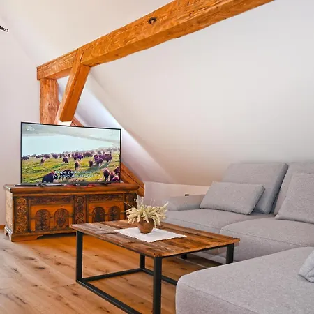 2 Bedroom Stunning In